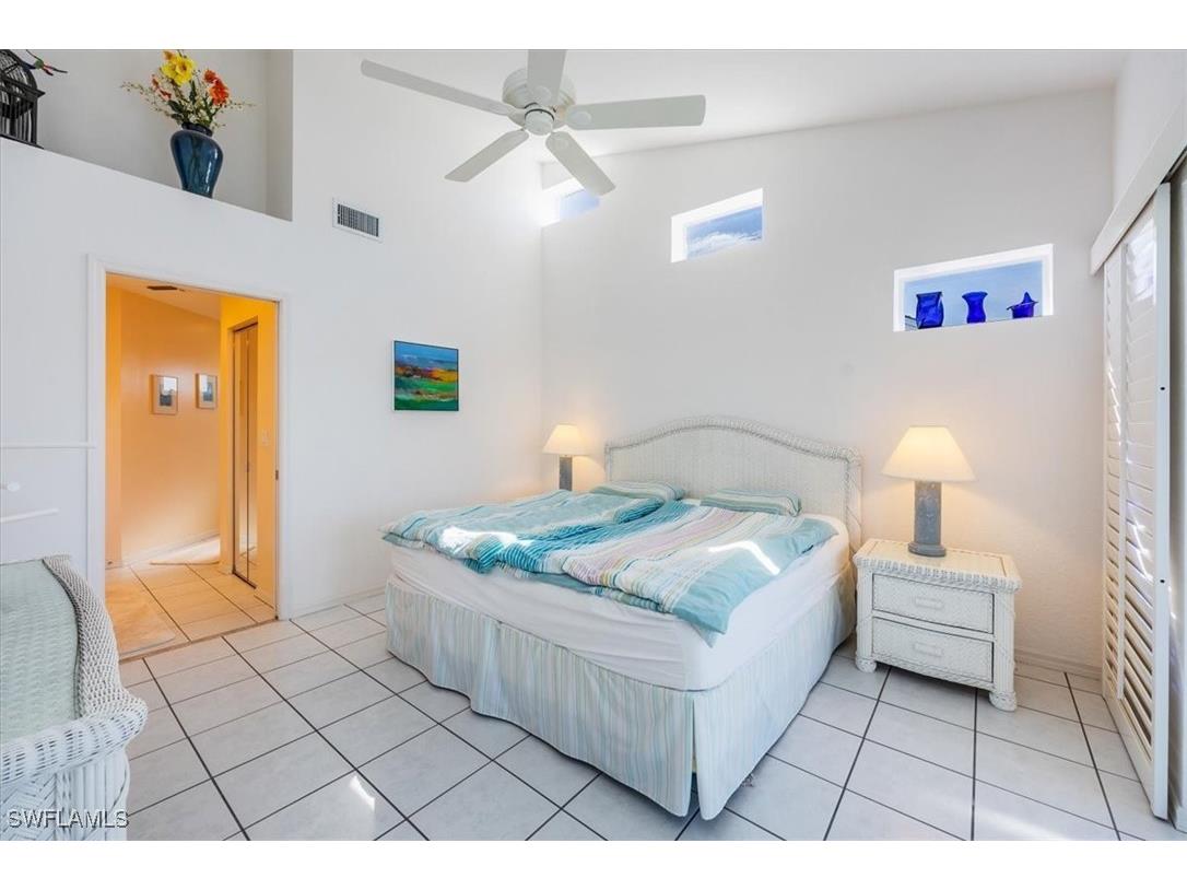 1090 Partridge Circle #201 Naples FL 34104 225073104 image16