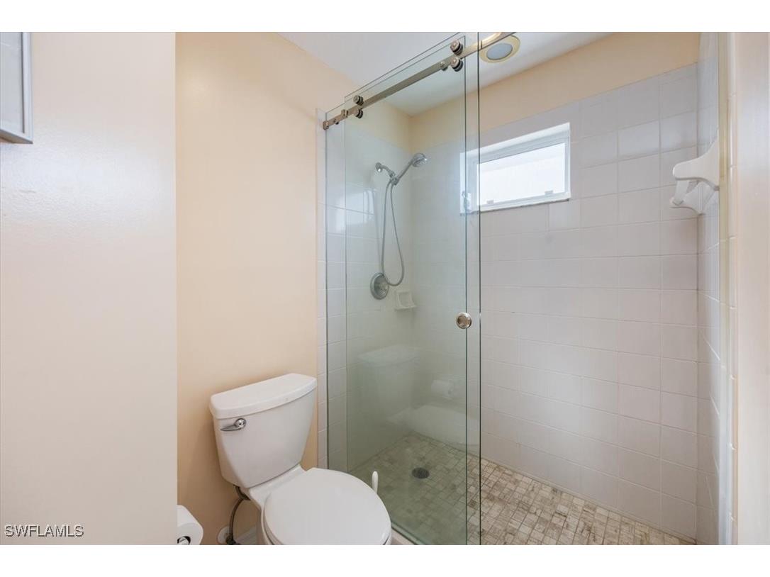 1090 Partridge Circle #201 Naples FL 34104 225073104 image19