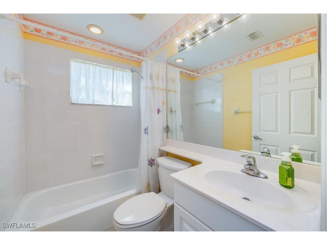 1090 Partridge Circle #201 Naples FL 34104 225073104 image22