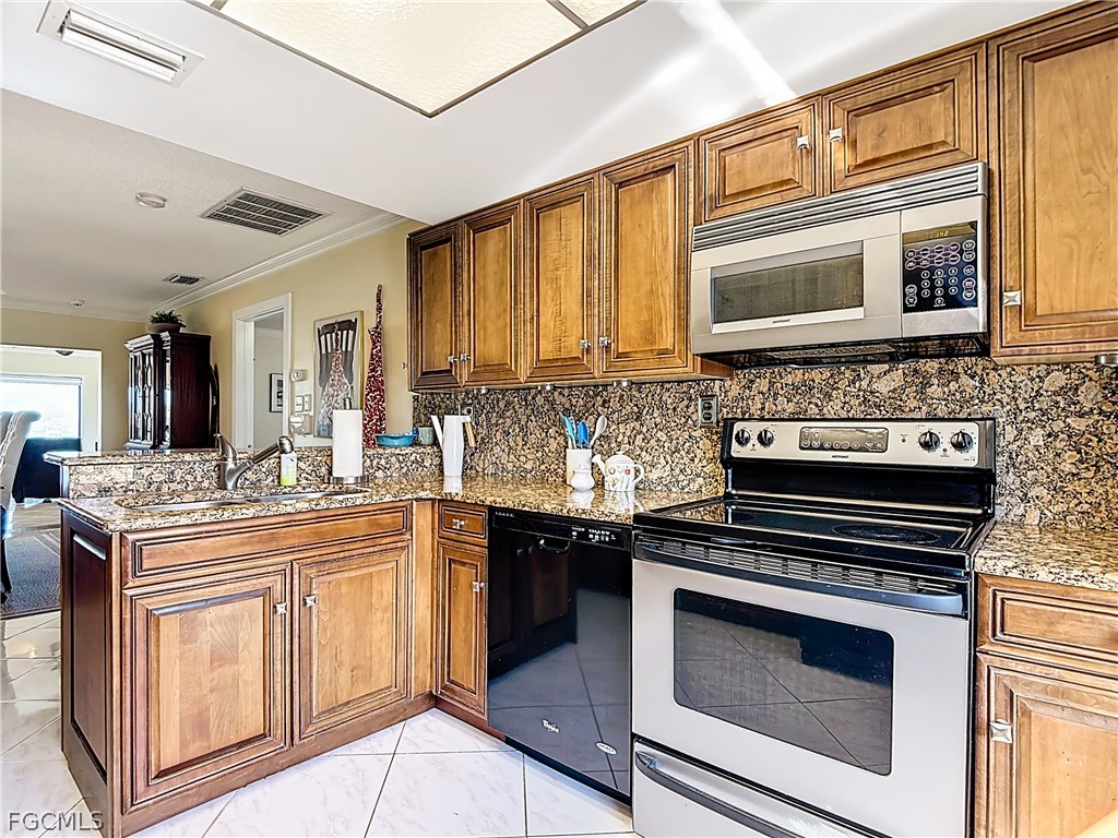 1090 River Run Labelle FL 33935 2026007512 image8