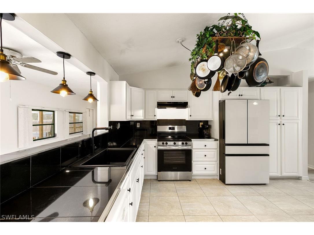 10901 Tangelo Terrace Bonita Springs FL 34135 226011514 image4