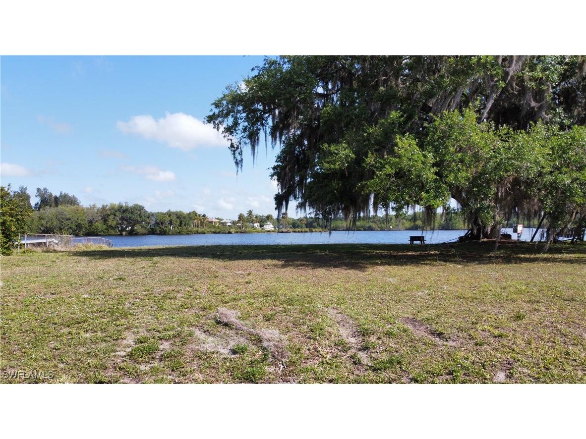 1091 Labelle Vista Drive Fort Myers FL 33905 225033838 image9