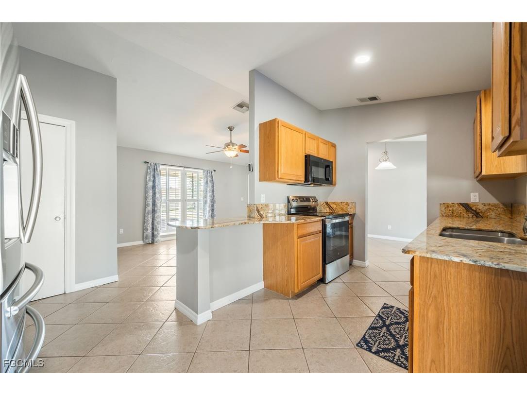 1091 Lovely Lane North Fort Myers FL 33903 2025025418 image10