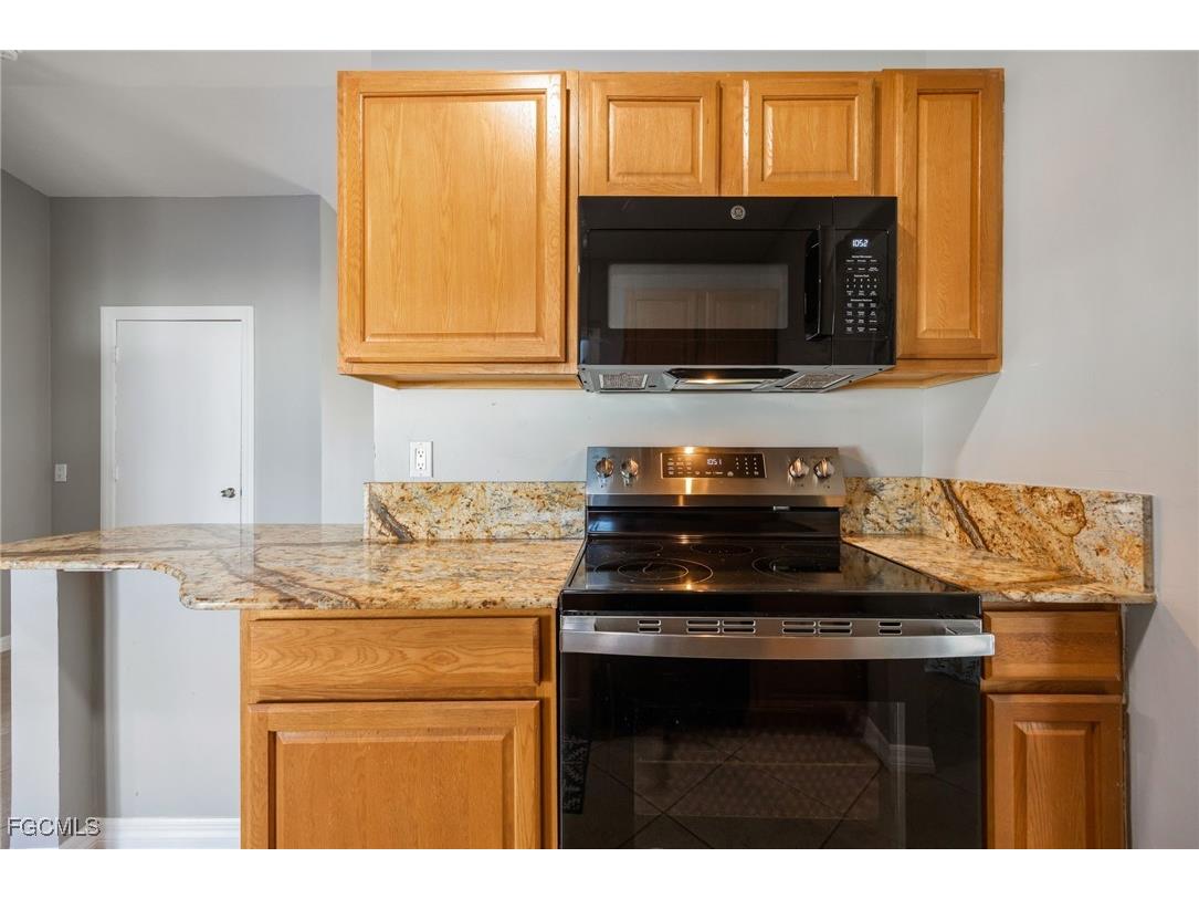 1091 Lovely Lane North Fort Myers FL 33903 2025025418 image12