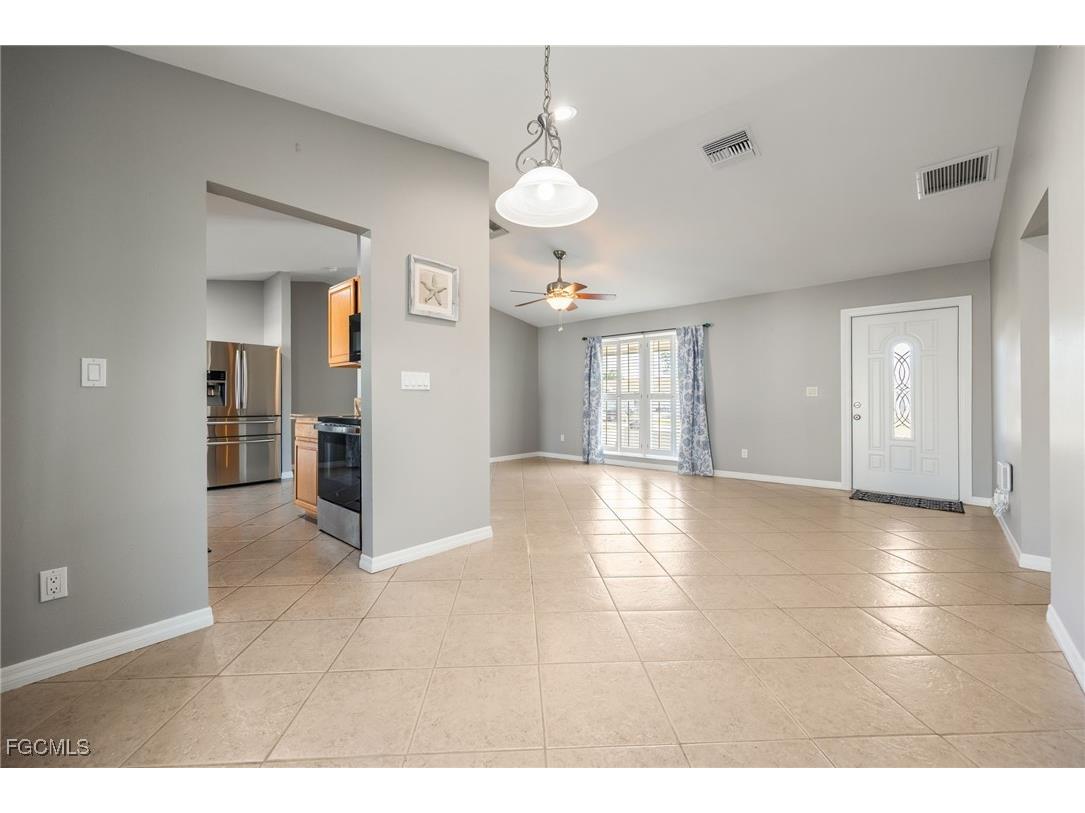 1091 Lovely Lane North Fort Myers FL 33903 2025025418 image15