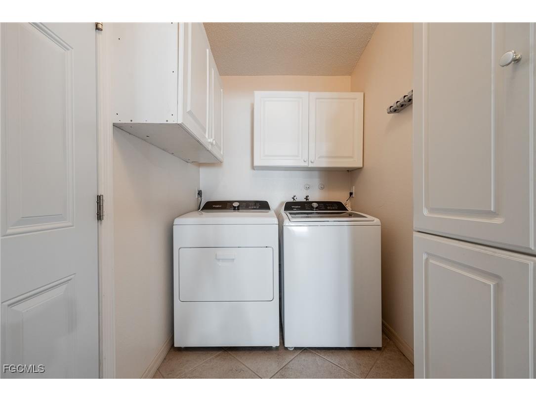 1091 Lovely Lane North Fort Myers FL 33903 2025025418 image23