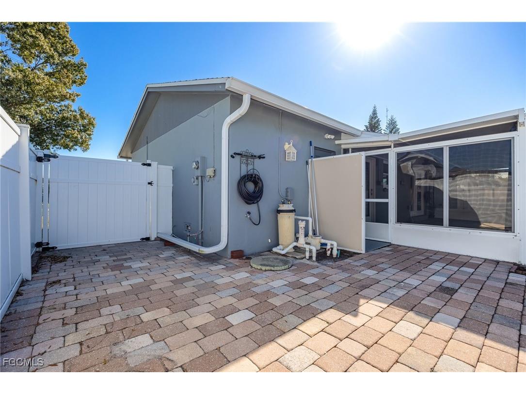 1091 Lovely Lane North Fort Myers FL 33903 2025025418 image32