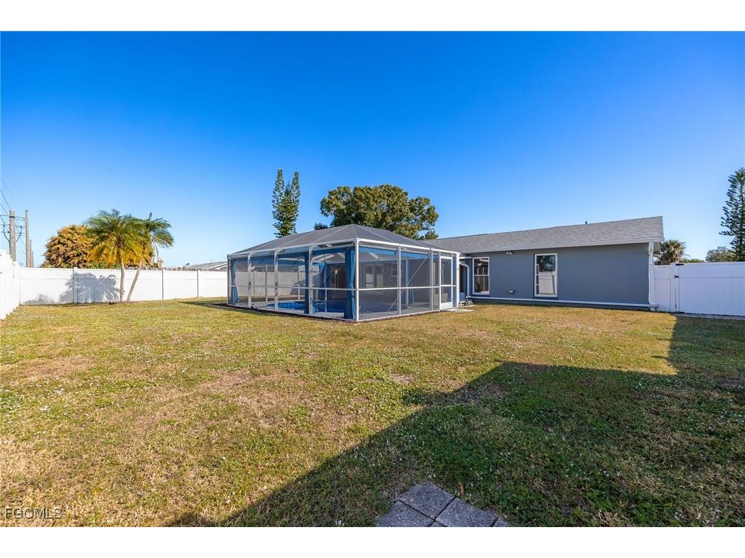 1091 Lovely Lane North Fort Myers FL 33903 2025025418 image35