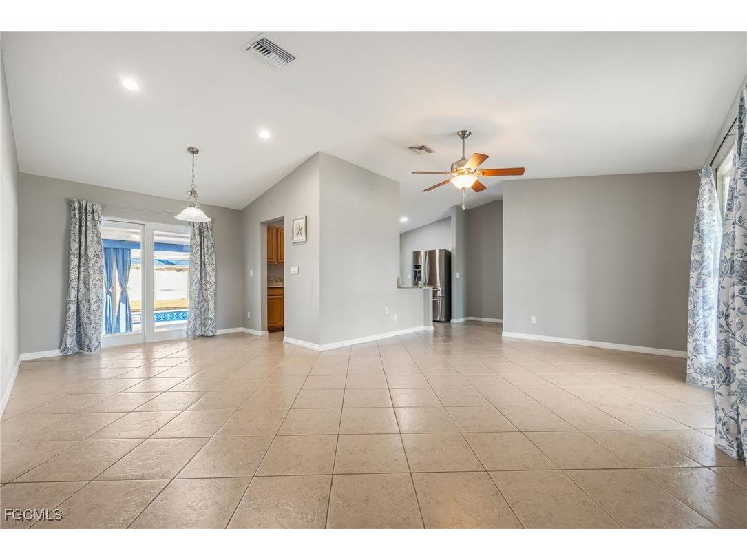 1091 Lovely Lane North Fort Myers FL 33903 2025025418 image5