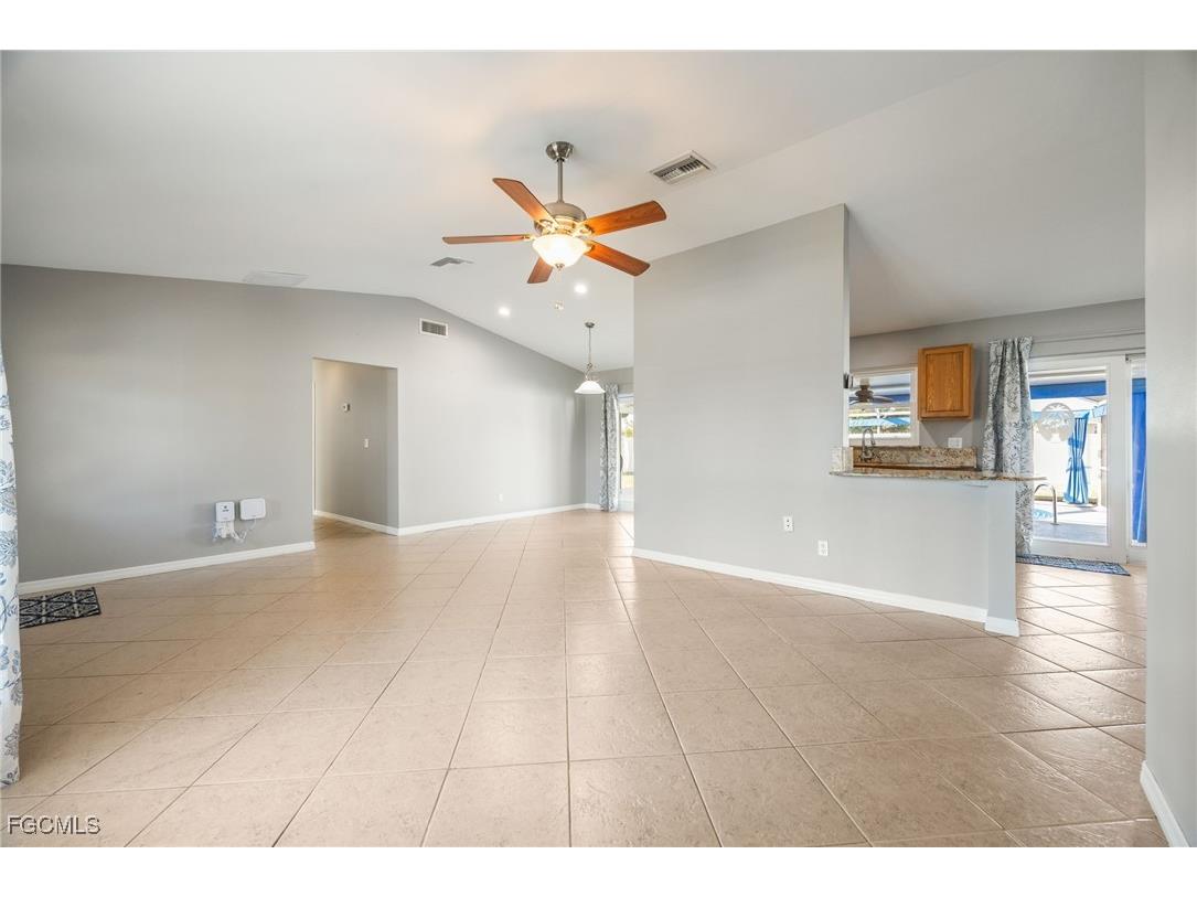 1091 Lovely Lane North Fort Myers FL 33903 2025025418 image8