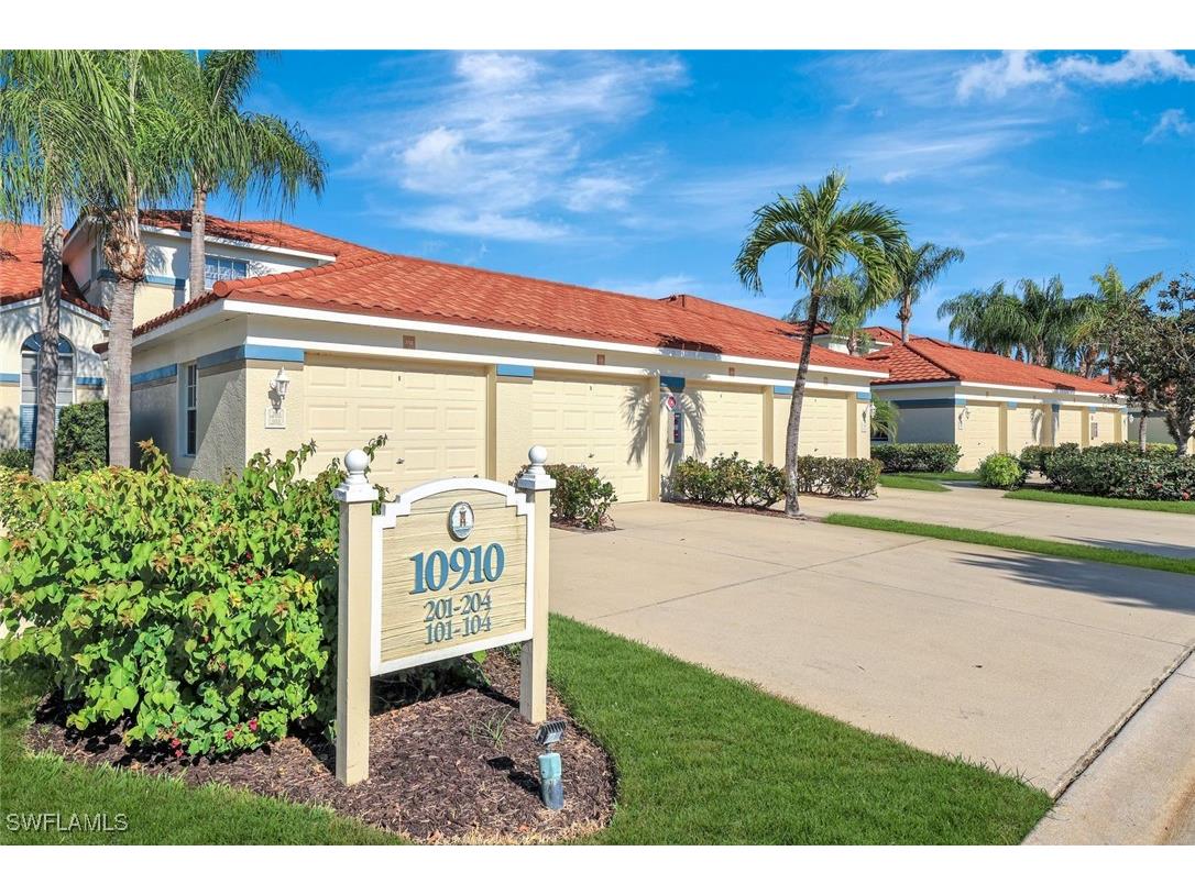 10910 Santa Margherita Road #204 Estero FL 34135 225082565 image25