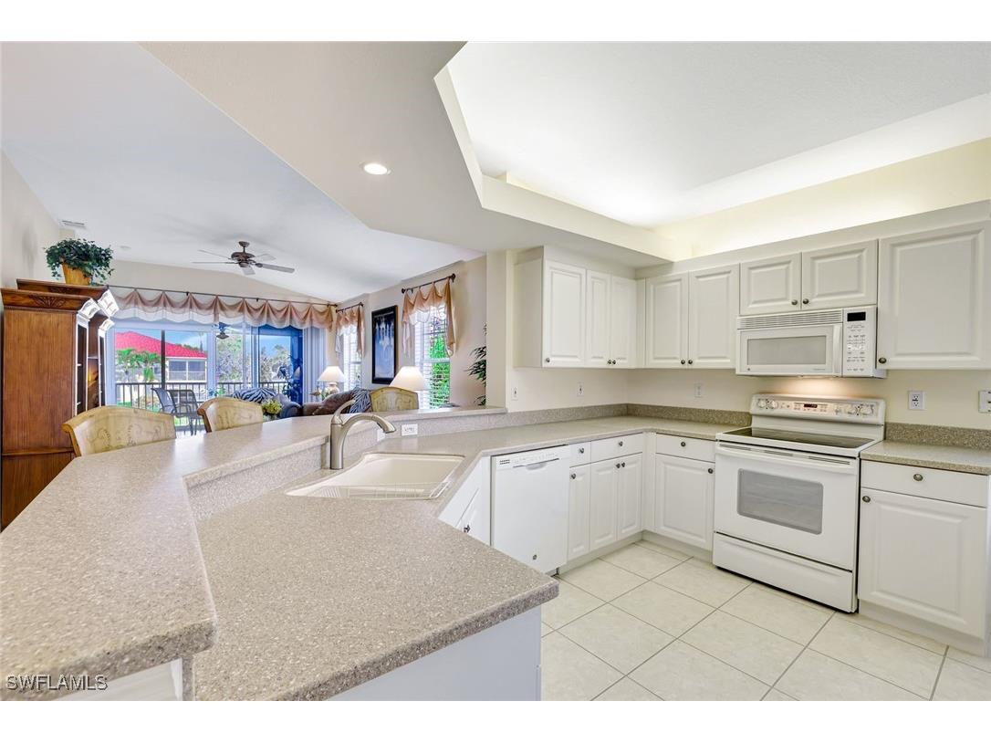 10910 Santa Margherita Road #204 Estero FL 34135 225082565 image8