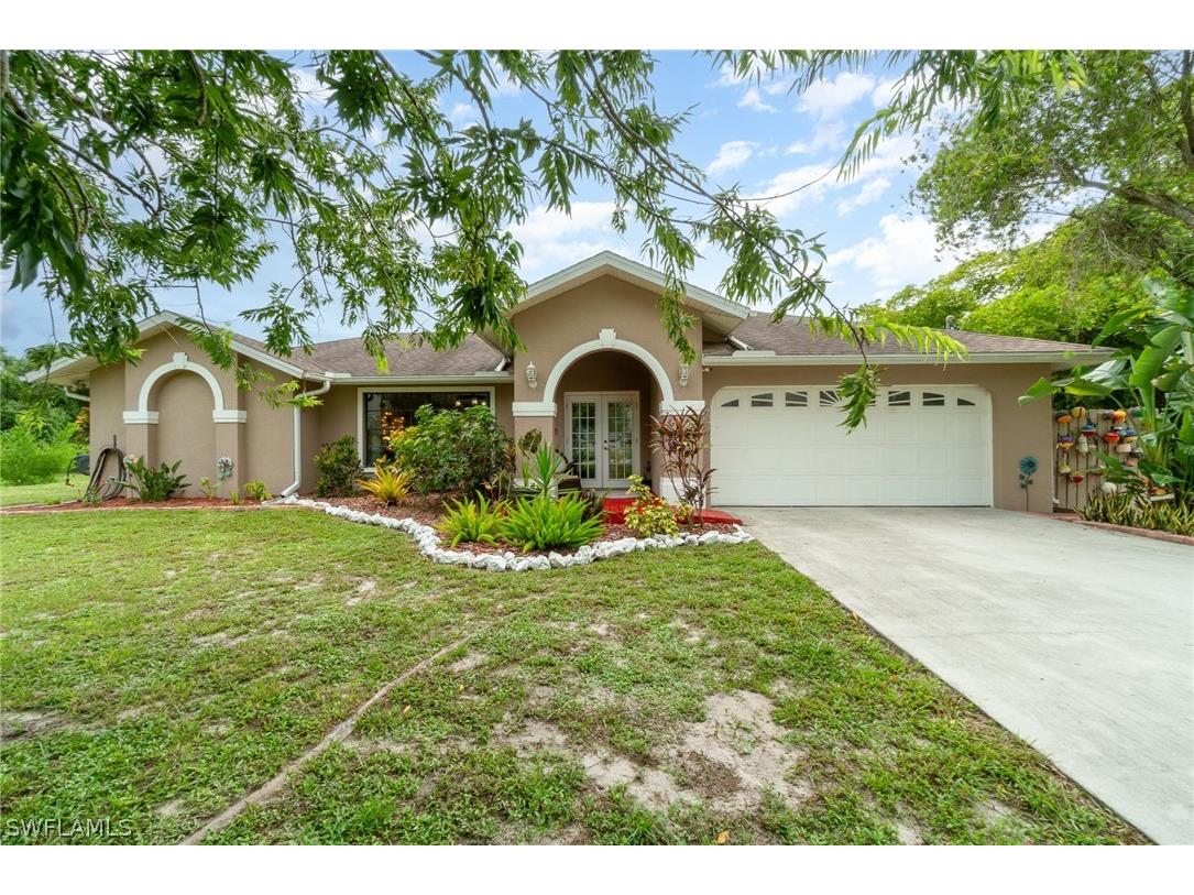10910 Sharon Drive North Fort Myers FL 33917 224061091 image1