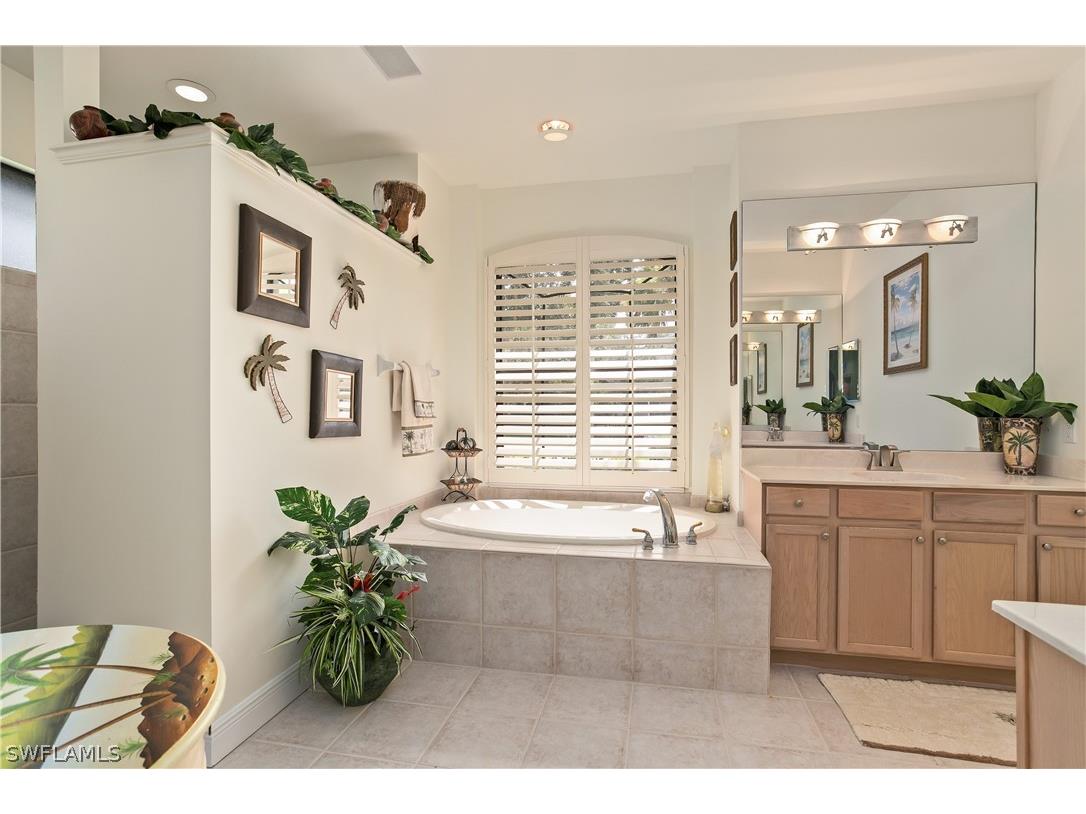 10919 Parnu Street Naples FL 34109 224054965 image13