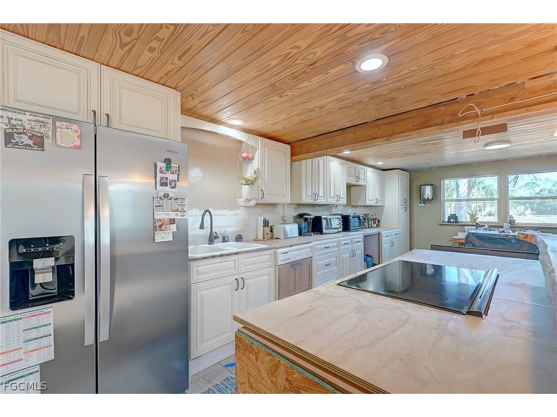 10921 Shirley Lane North Fort Myers FL 33917 2026006840 image7