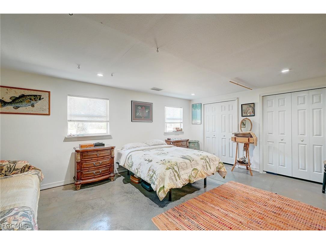 10921 Shirley Lane North Fort Myers FL 33917 2026006840 image9