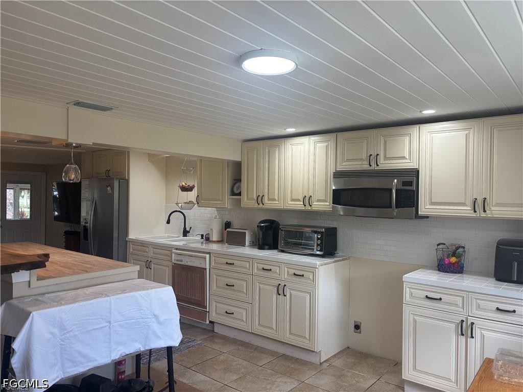 10921 Shirley Lane North Fort Myers FL 33917 2026024594 image6