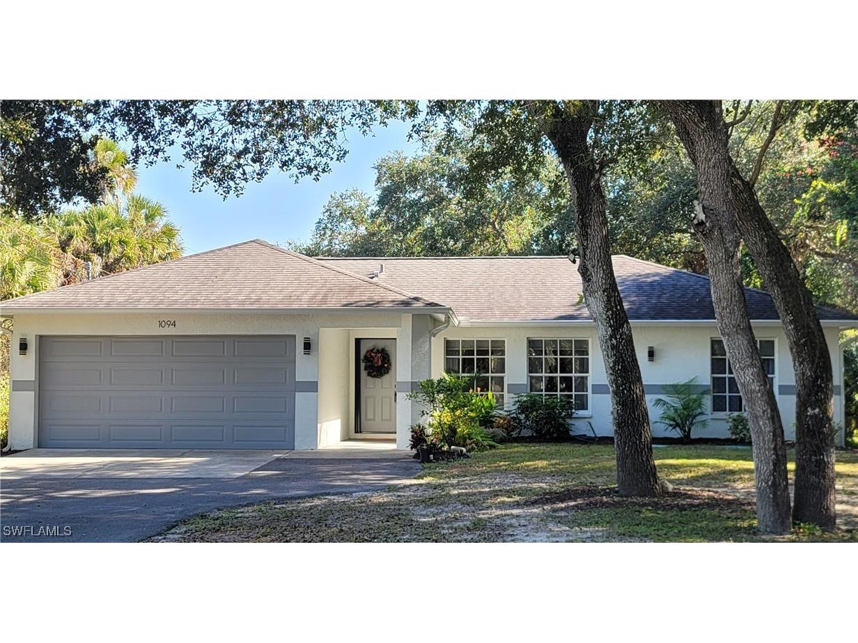 1094 13th Street SW Naples FL 34117 225078525 image1