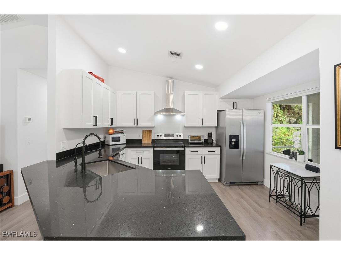 1094 13th Street SW Naples FL 34117 225078525 image6