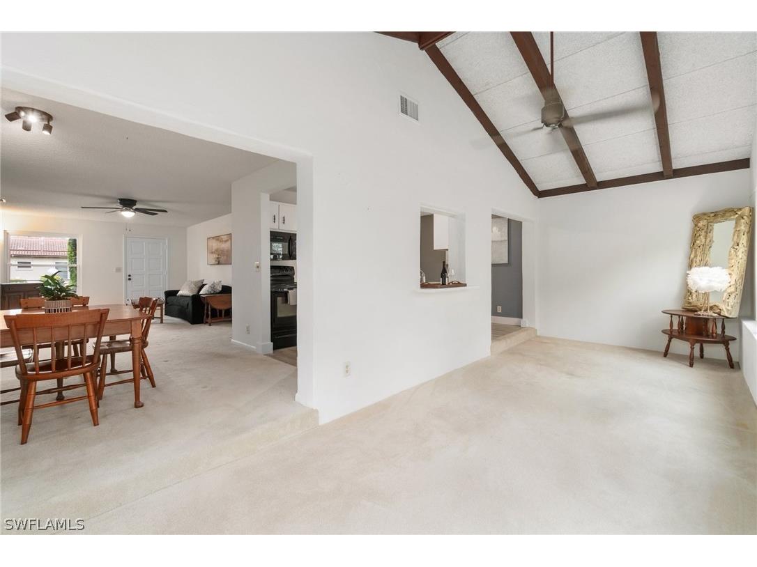 1094 Forest Lakes Drive Naples FL 34105 226009960 image10