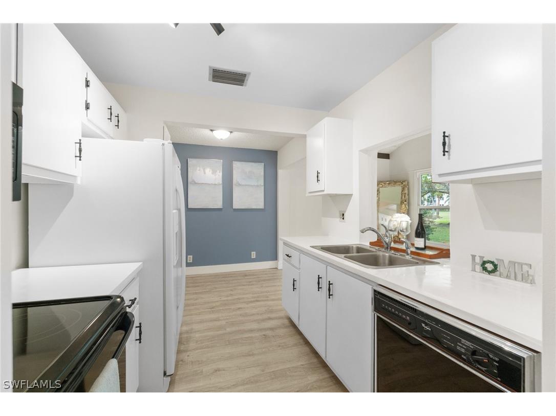 1094 Forest Lakes Drive Naples FL 34105 226009960 image12