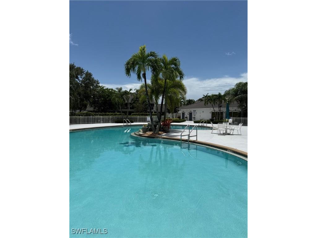 1095 Partridge Circle #201 Naples FL 34104 226000882 image20