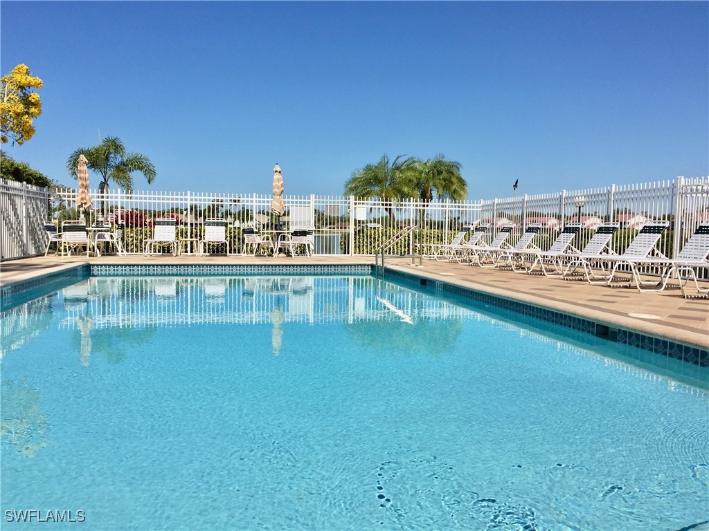 1095 Partridge Circle #201 Naples FL 34104 226000882 image23