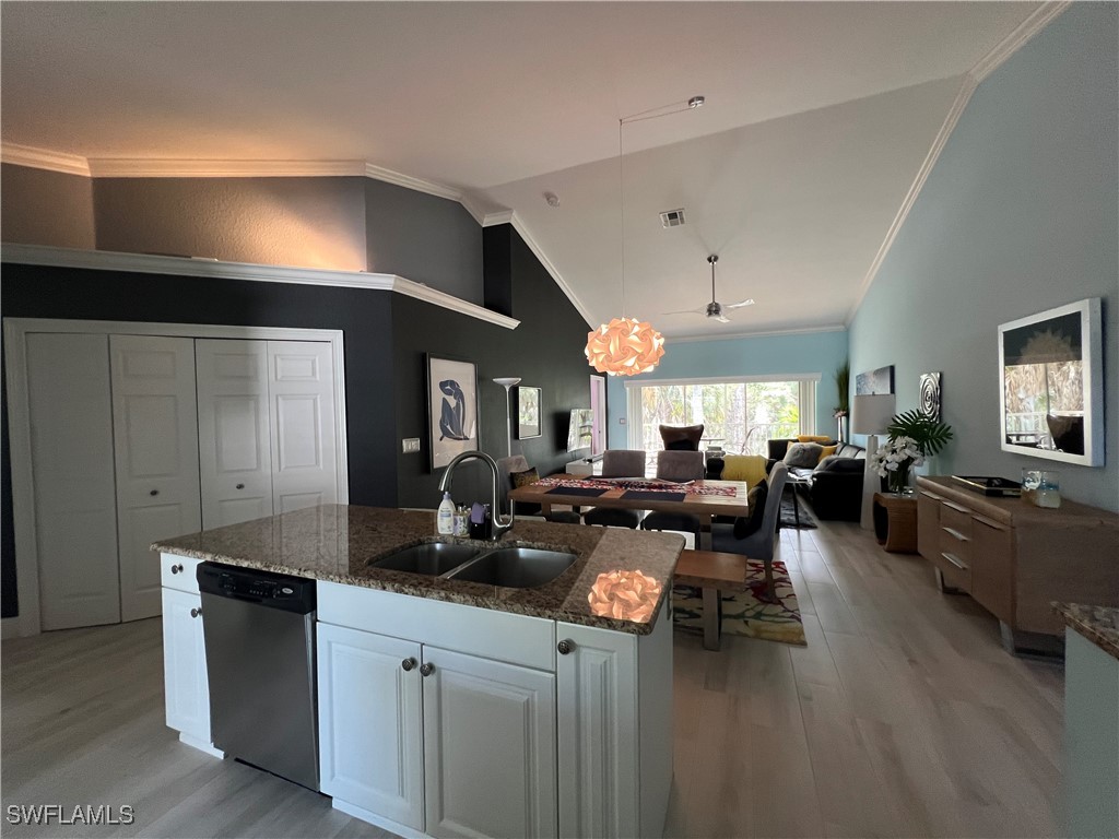 1095 Partridge Circle #201 Naples FL 34104 226000882 image4