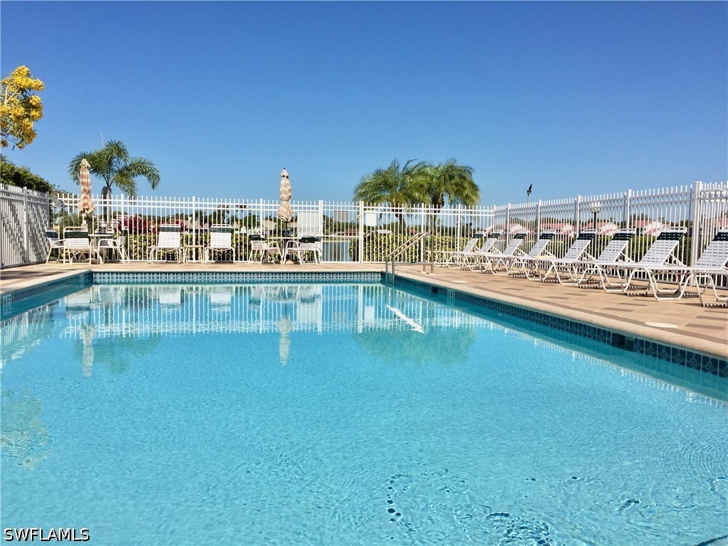 1095 Partridge Circle #201 Naples FL 34104 226017261 image23