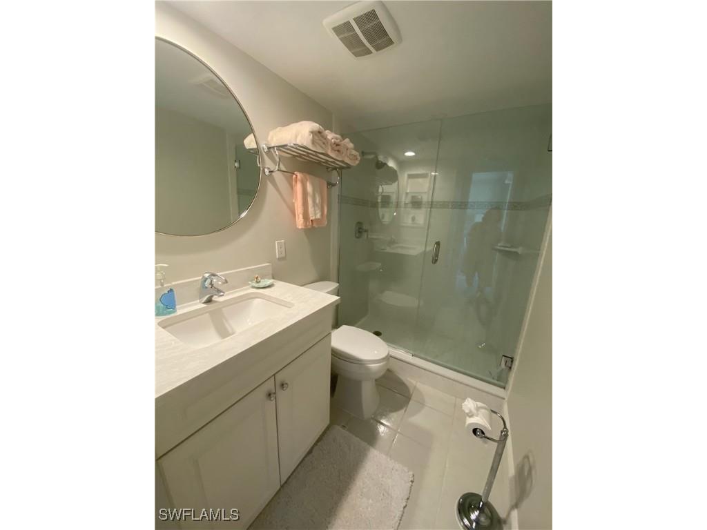 10951 Gulfshore Drive #1405 Naples FL 34108 225066523 image15