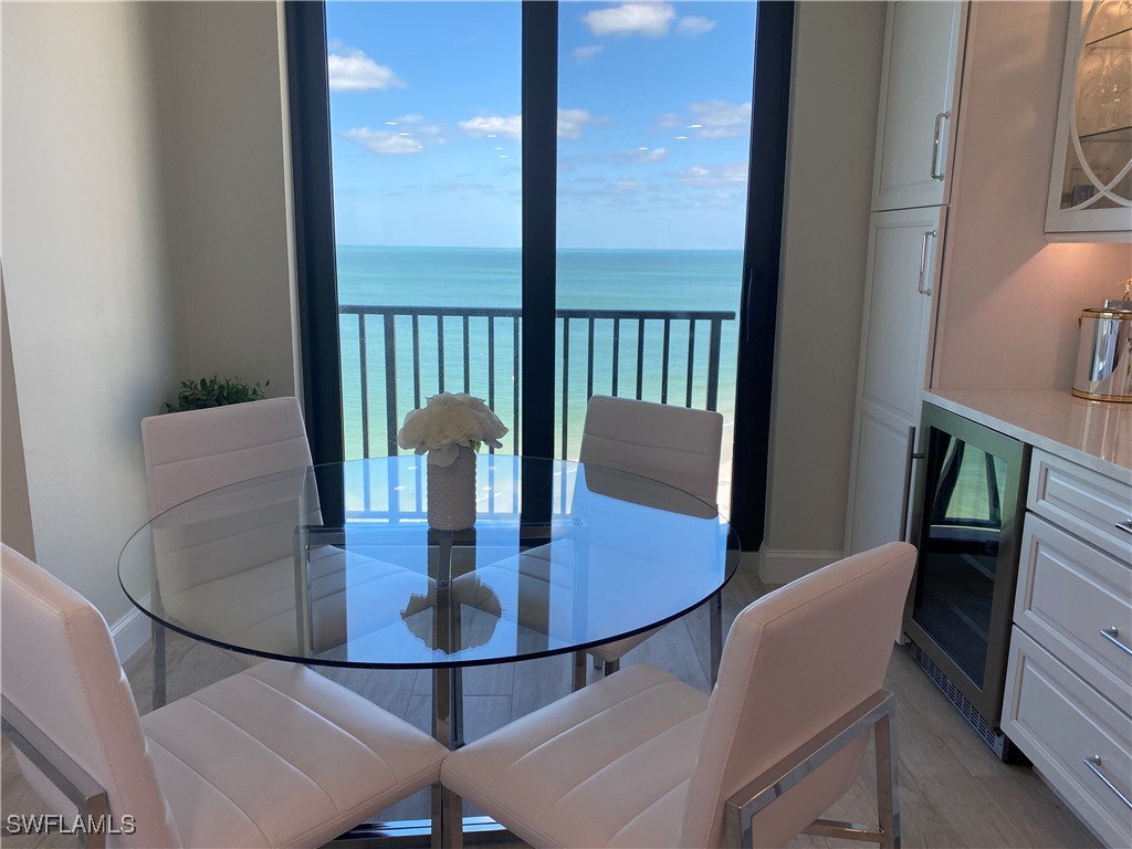 10951 Gulfshore Drive #1405 Naples FL 34108 225066523 image4