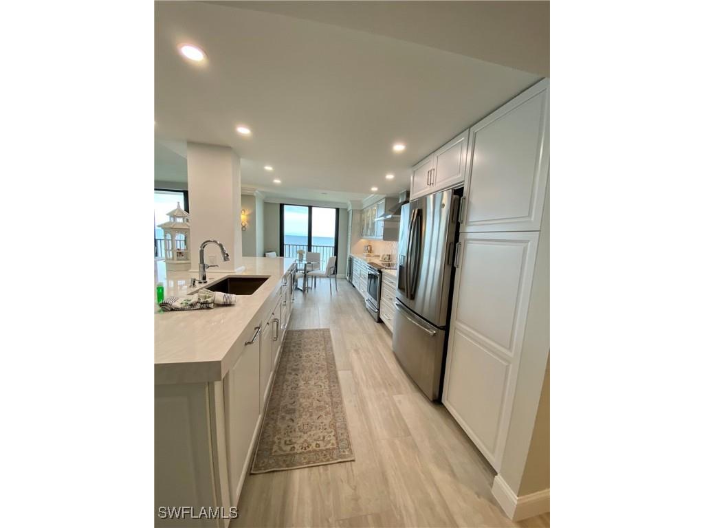 10951 Gulfshore Drive #1405 Naples FL 34108 225066523 image5