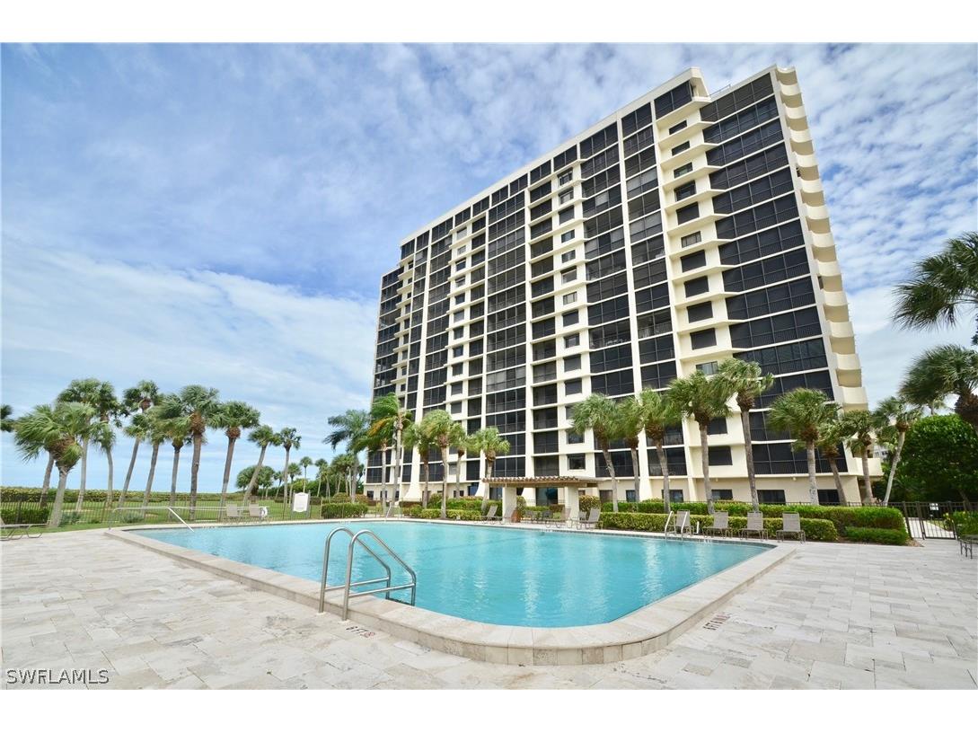 10951 Gulfshore Drive #504 Naples FL 34108 222067817 image1