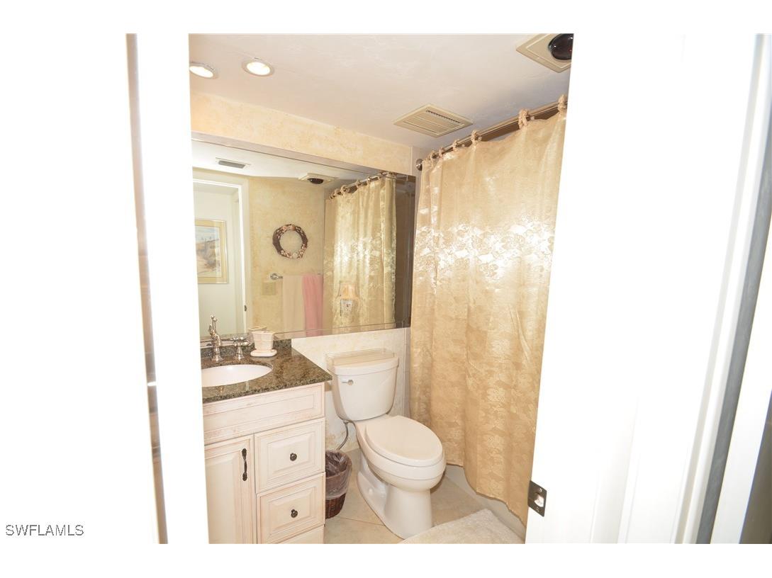 10951 Gulfshore Drive #504 Naples FL 34108 225066517 image18