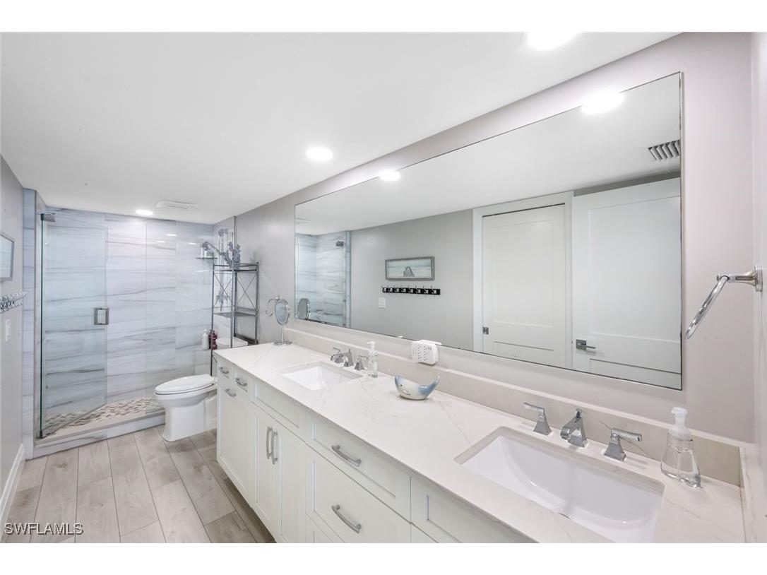 10951 Gulf Shore Drive #1202 Naples FL 34108 225076075 image11