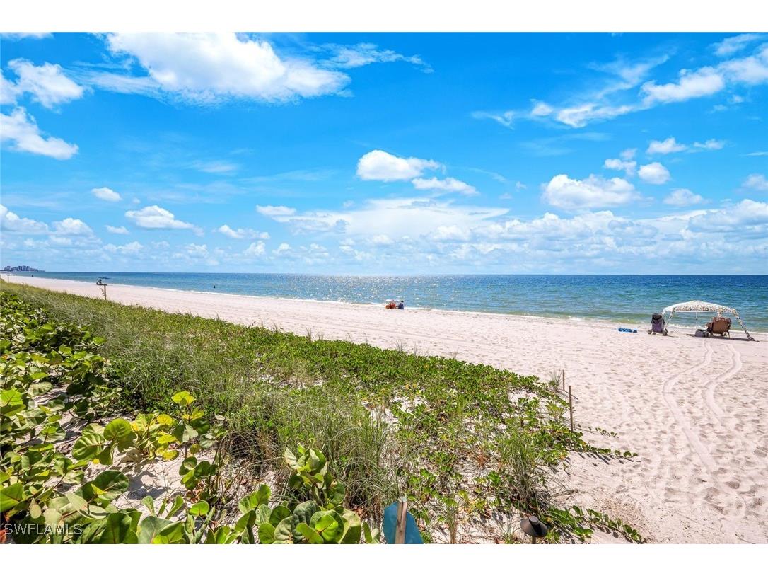 10951 Gulf Shore Drive #1202 Naples FL 34108 225076075 image18