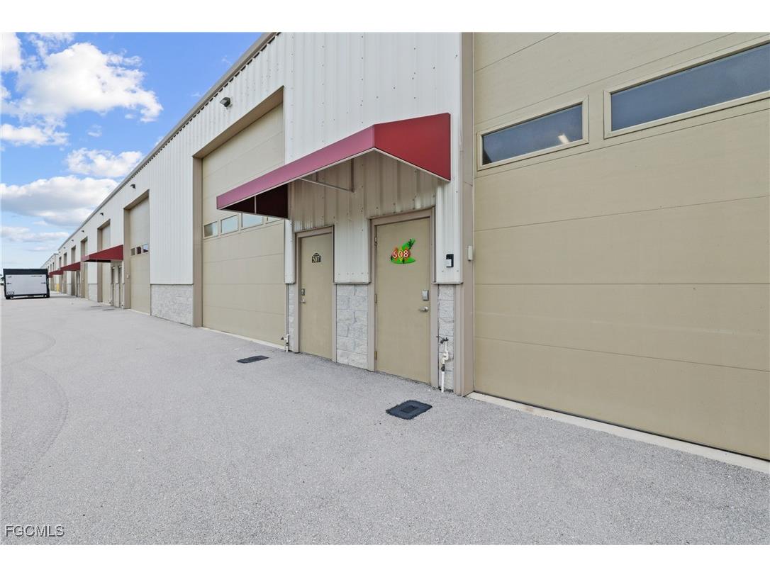 10952 Old South Way #508 Fort Myers FL 33908 2025007826 image28