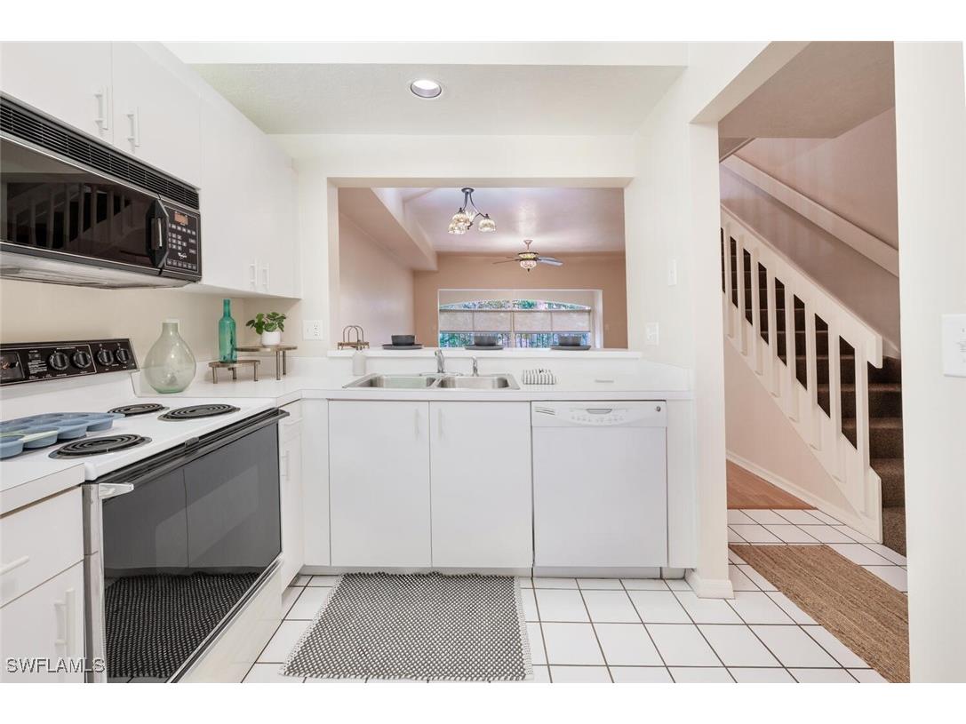 1096 Woodshire Lane #C210 Naples FL 34105 226004398 image10