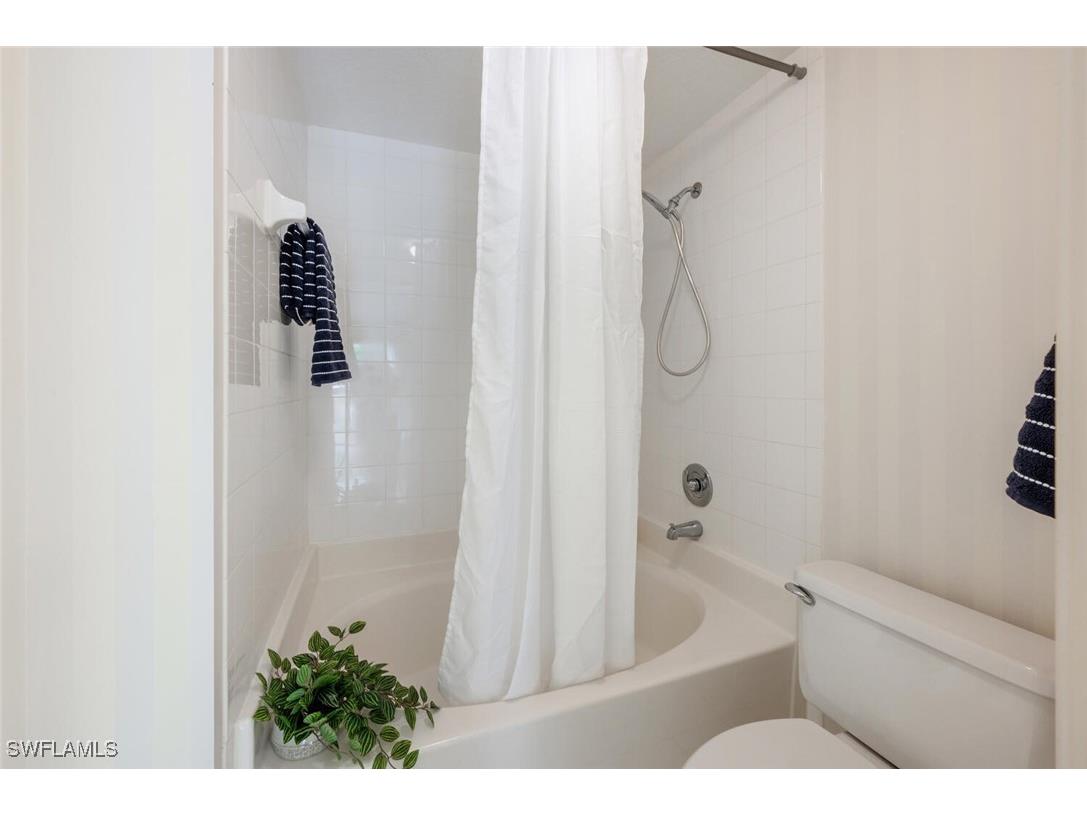 1096 Woodshire Lane #C210 Naples FL 34105 226004398 image24