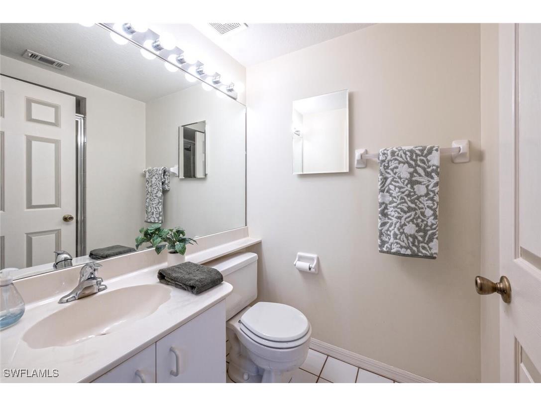 1096 Woodshire Lane #C210 Naples FL 34105 226004398 image27