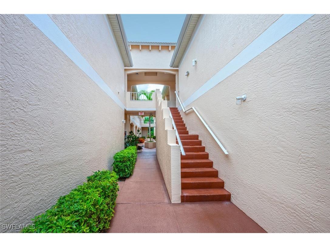 1096 Woodshire Lane #C210 Naples FL 34105 226004398 image6