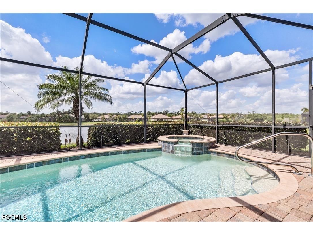 10960 Cherry Laurel Drive Fort Myers FL 33912 2026015411 image8