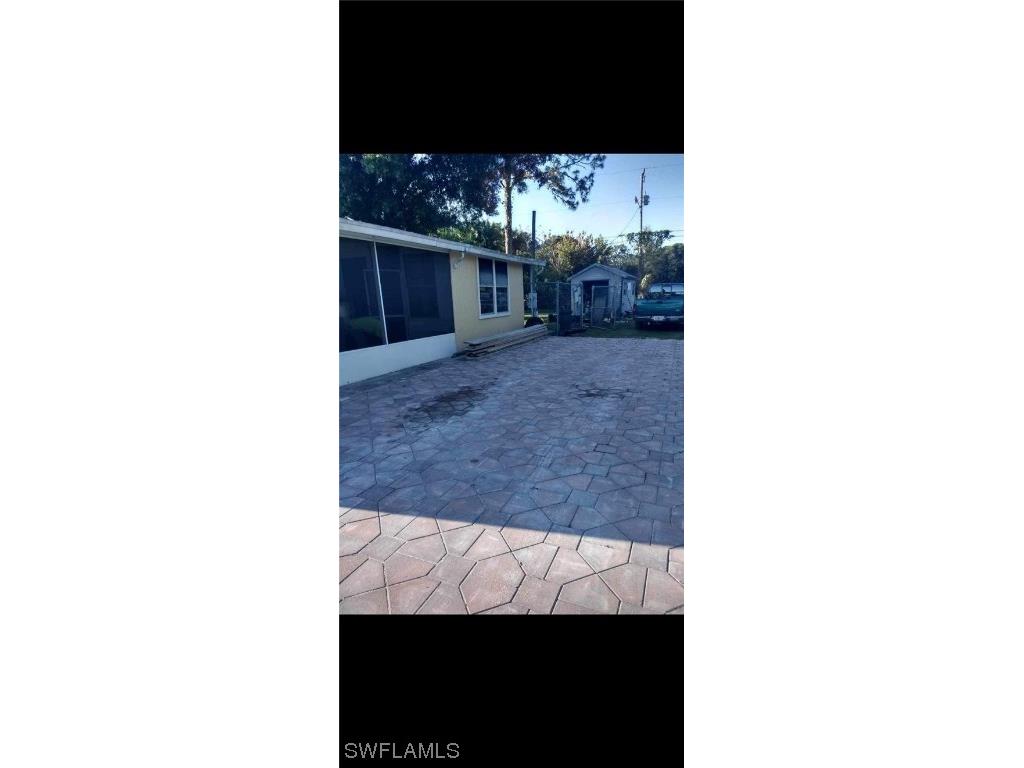 10961 Pioneer Road North Fort Myers FL 33917 223080494 image1