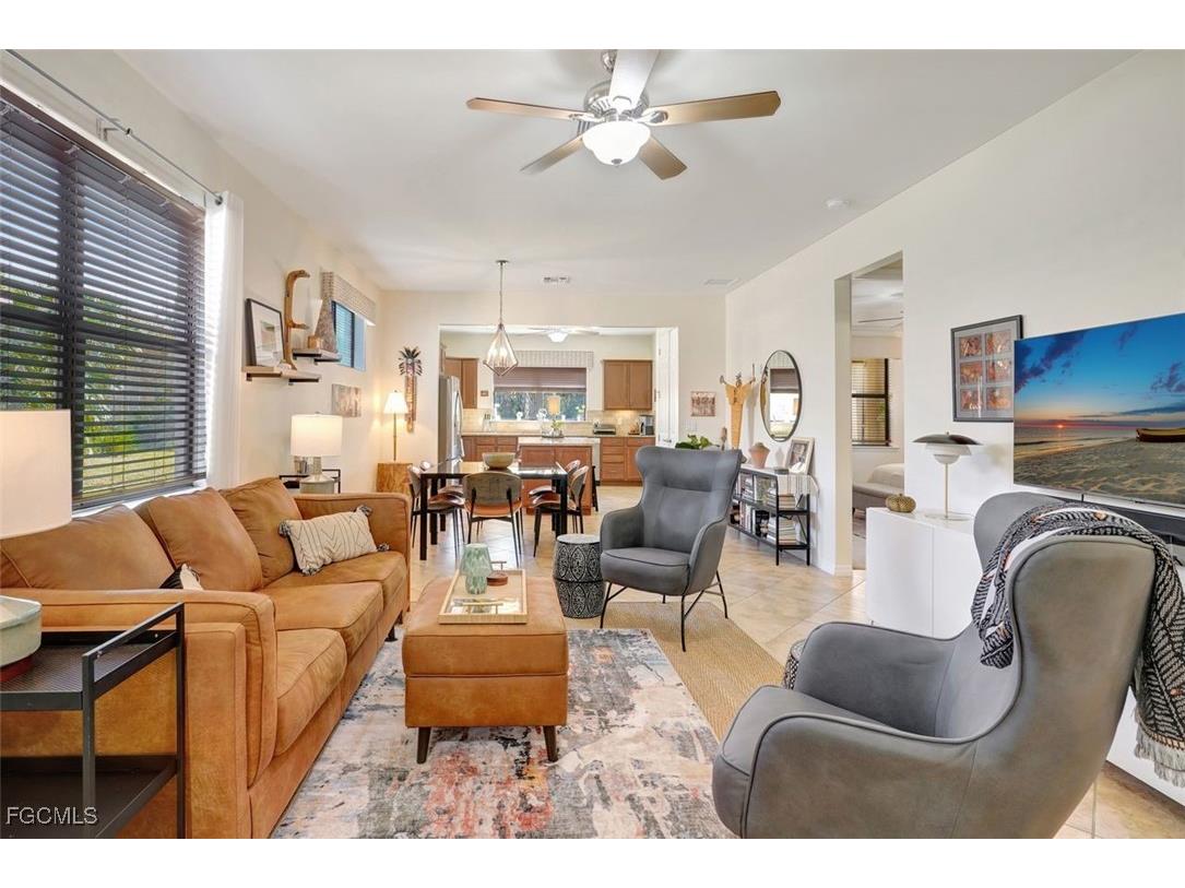 10963 Glenhurst Street Fort Myers FL 33913 2025021190 image19