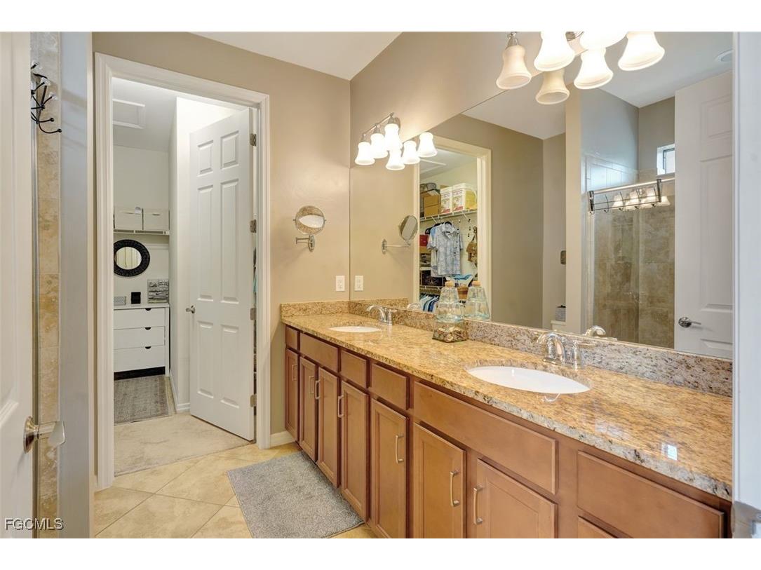 10963 Glenhurst Street Fort Myers FL 33913 2025021190 image26