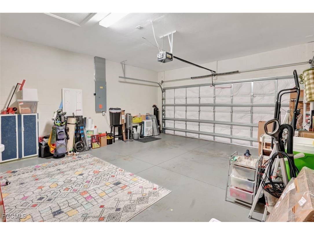 10963 Glenhurst Street Fort Myers FL 33913 2025021190 image32