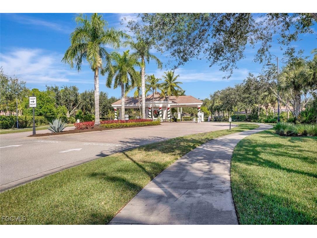 10963 Glenhurst Street Fort Myers FL 33913 2025021190 image37