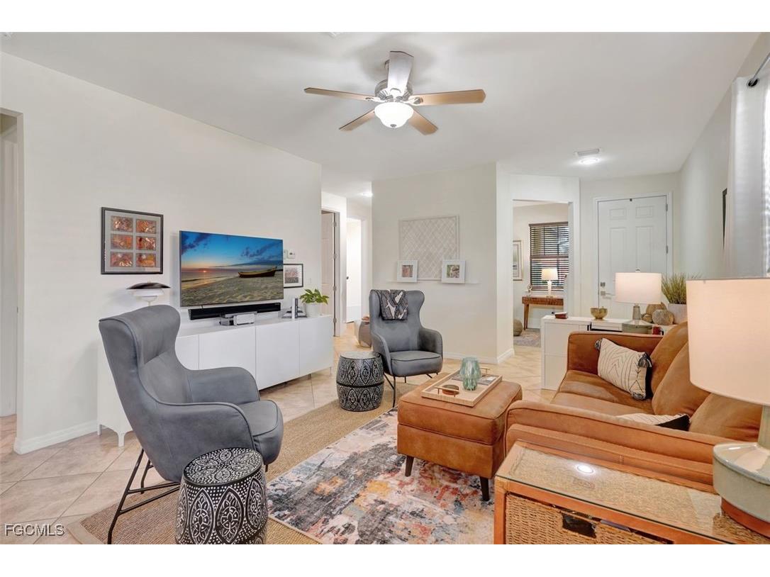 10963 Glenhurst Street Fort Myers FL 33913 2025021190 image5