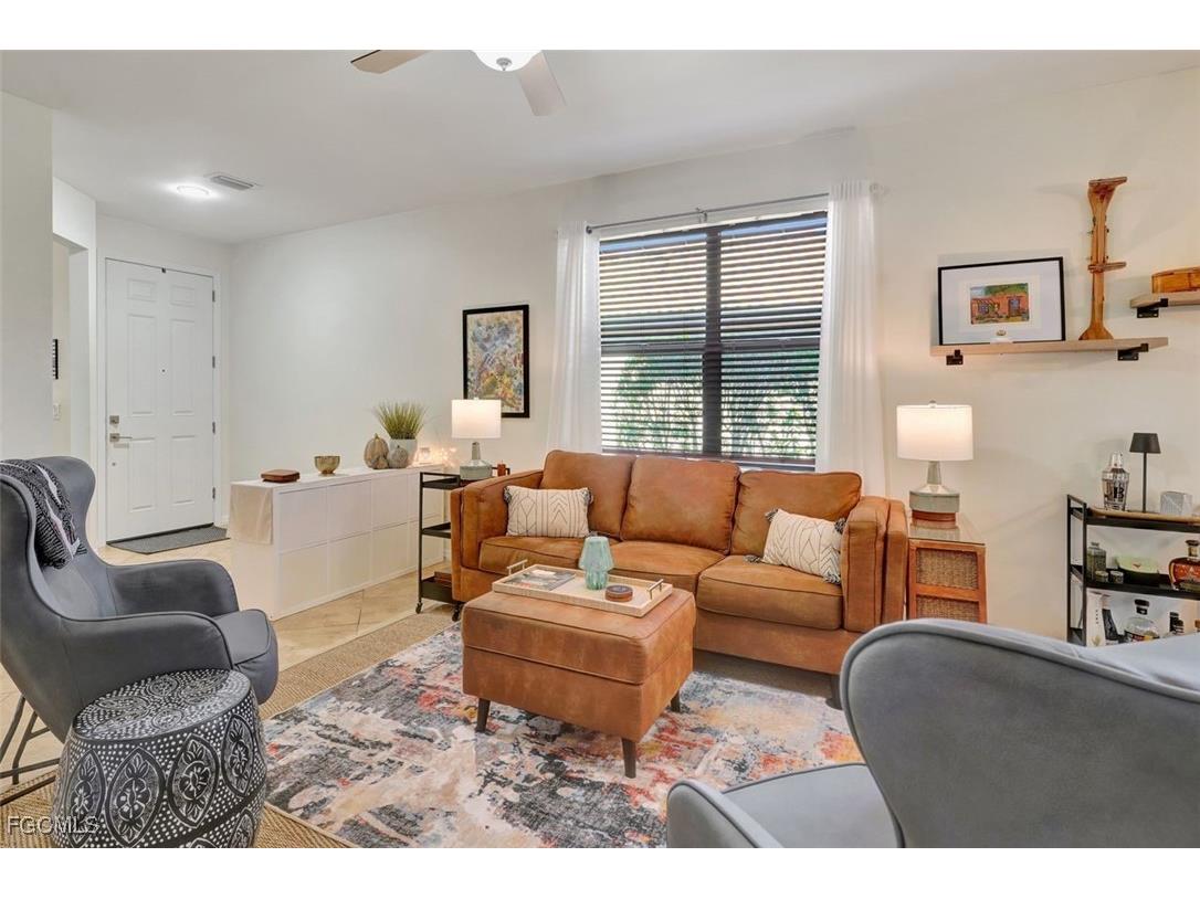 10963 Glenhurst Street Fort Myers FL 33913 2025021190 image6