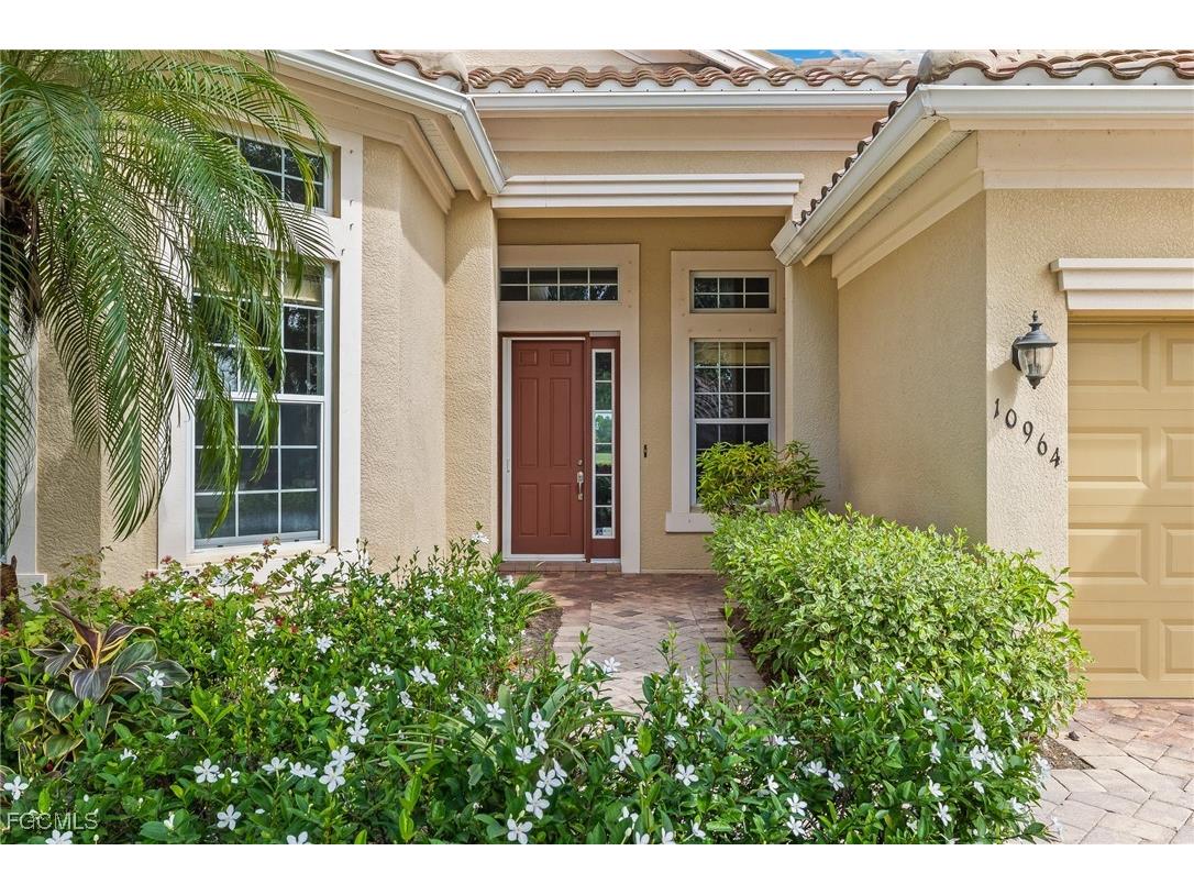 10964 Surrey Place Fort Myers FL 33913 2025011565 image2
